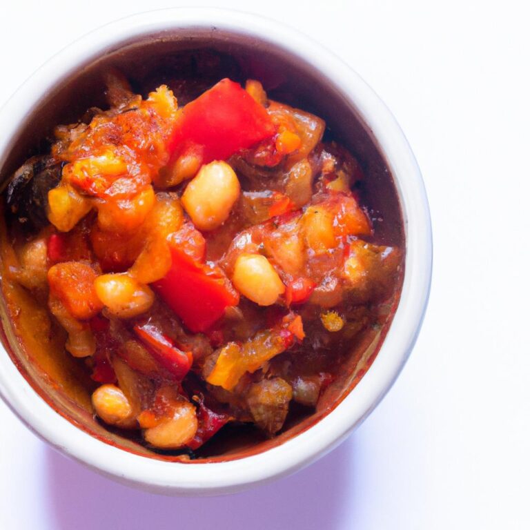Veganský guláš z červené čočky