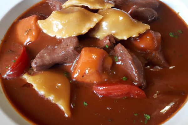 Hovězí guláš s knedlíkem