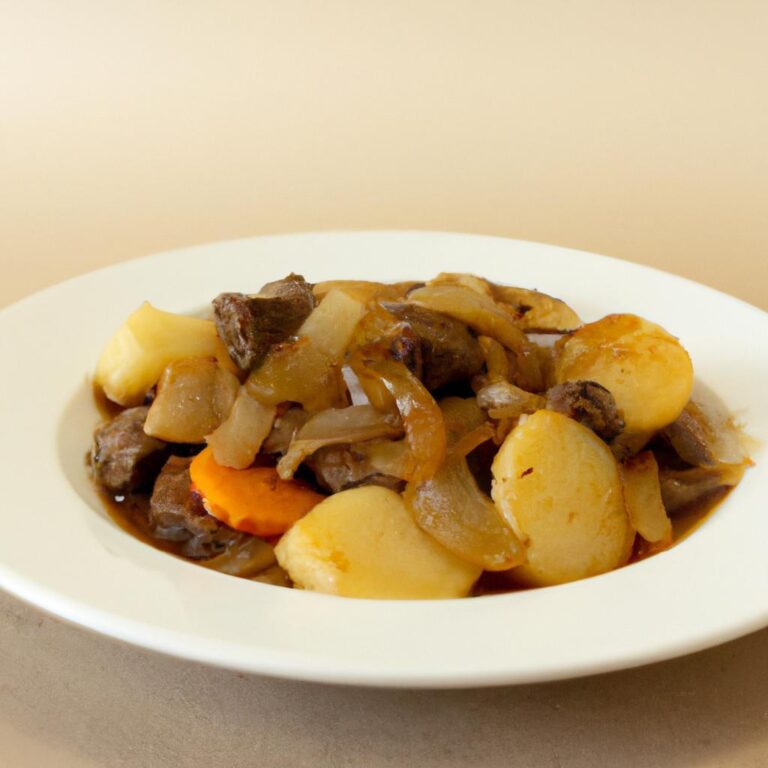 Hovězí guláš na cibuli