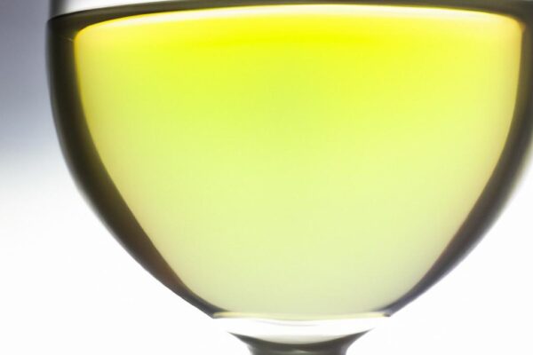 Cibulačka s bílým vínem