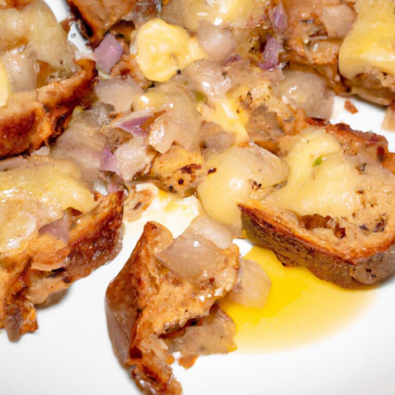 Cibulačka s krutony a sýrem