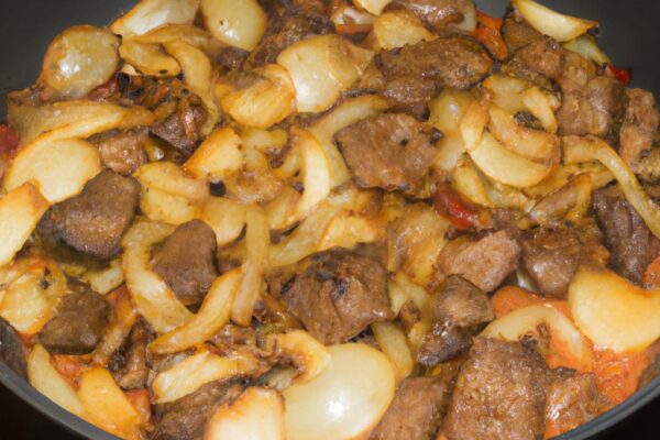 Starodávný hovězí guláš na cibuli