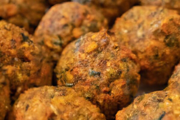 Veganské čočkové karbanátky s bylinkami