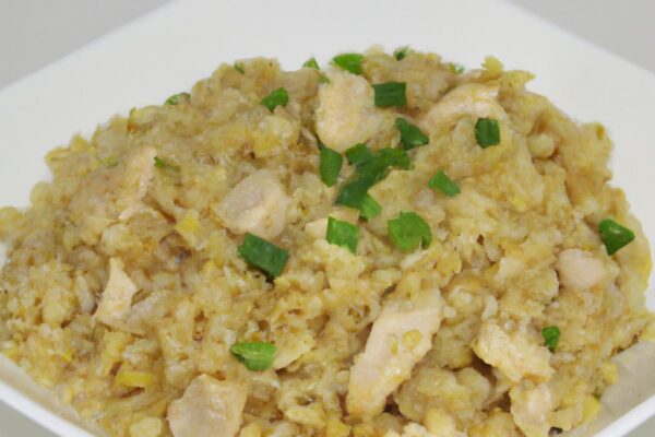 Restovaná rýže s kuřecím masem
